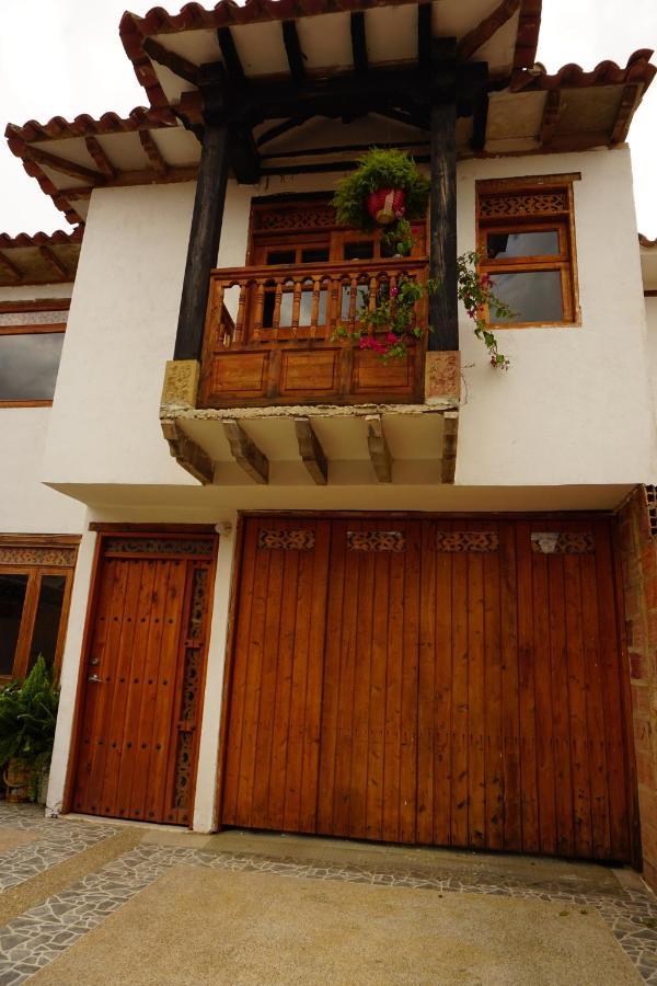 Casa De Huespedes Faletto Вилья-де-Лейва Экстерьер фото